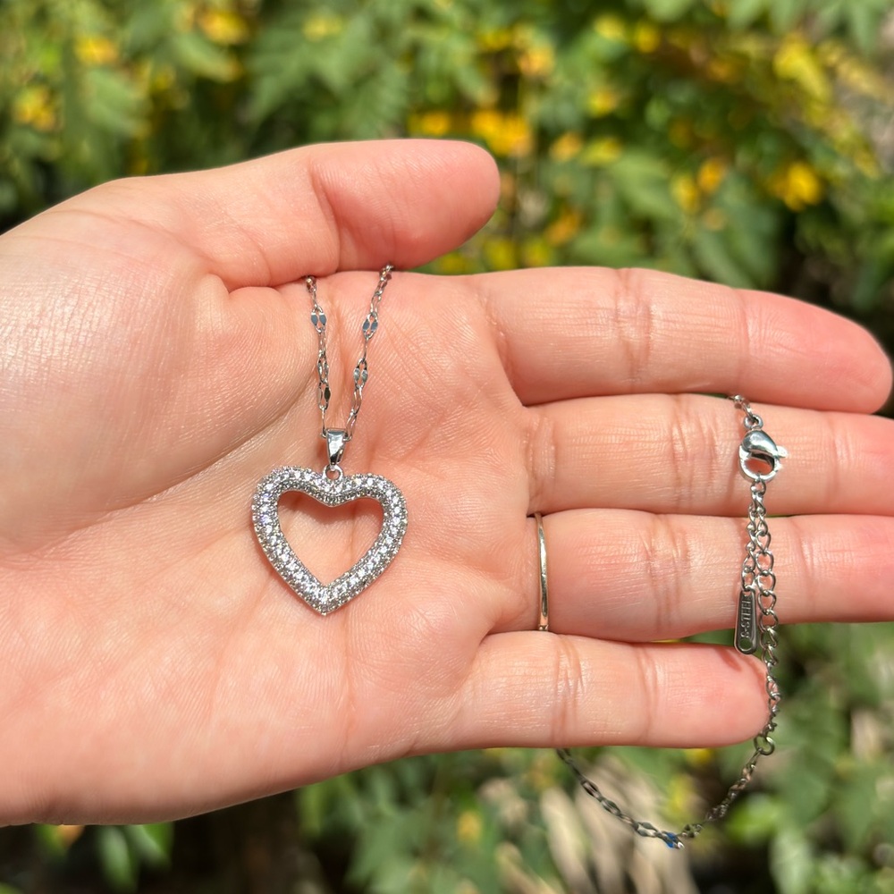 18K White Gold Plated Stainless Steel Diamond Heart Necklace